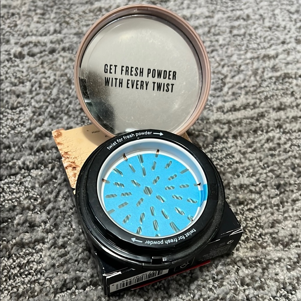 Smashbox Halo Perfecting Powder - Light